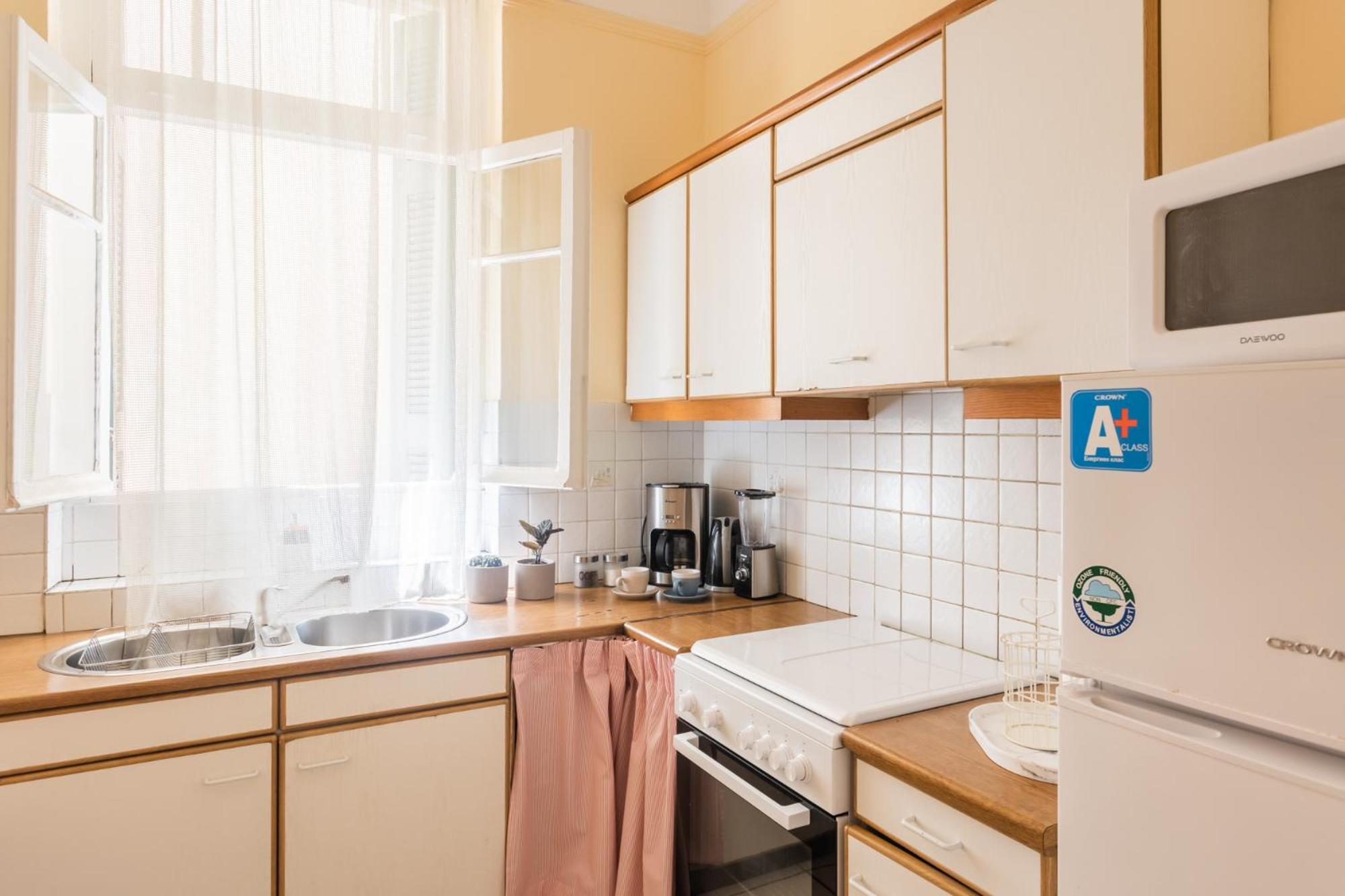 Alegria Simple Economy Rooms أثينا المظهر الخارجي الصورة